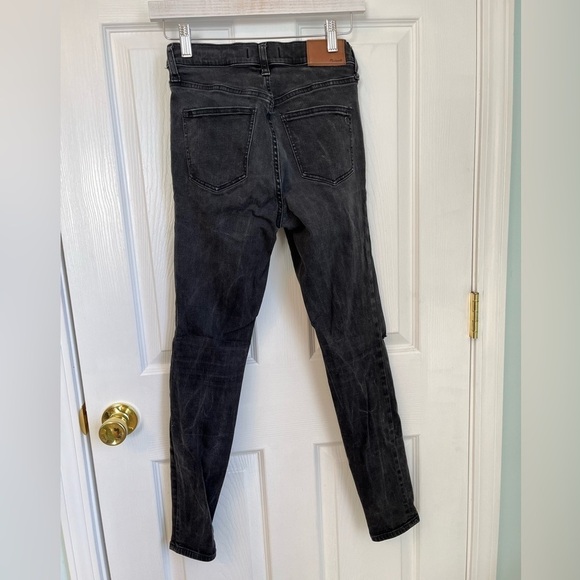 Madewell 9” High Rise Skinny Skinny - Picture 2 of 3